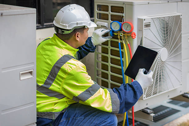 Professional Ac Installation technician working in Lakeville, MA
